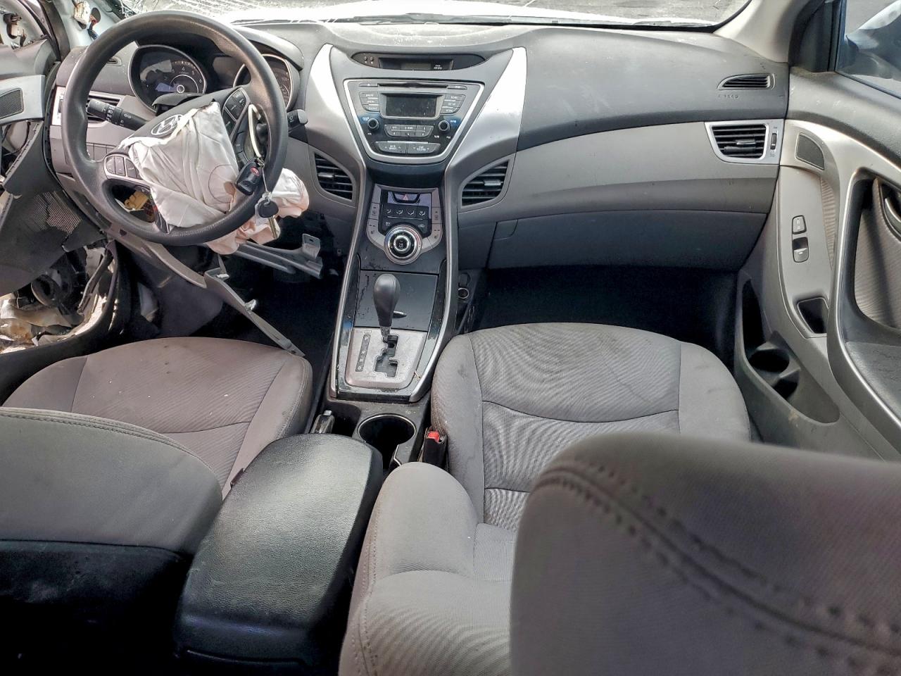 2013 HYUNDAI ELANTRA GLS photo 15