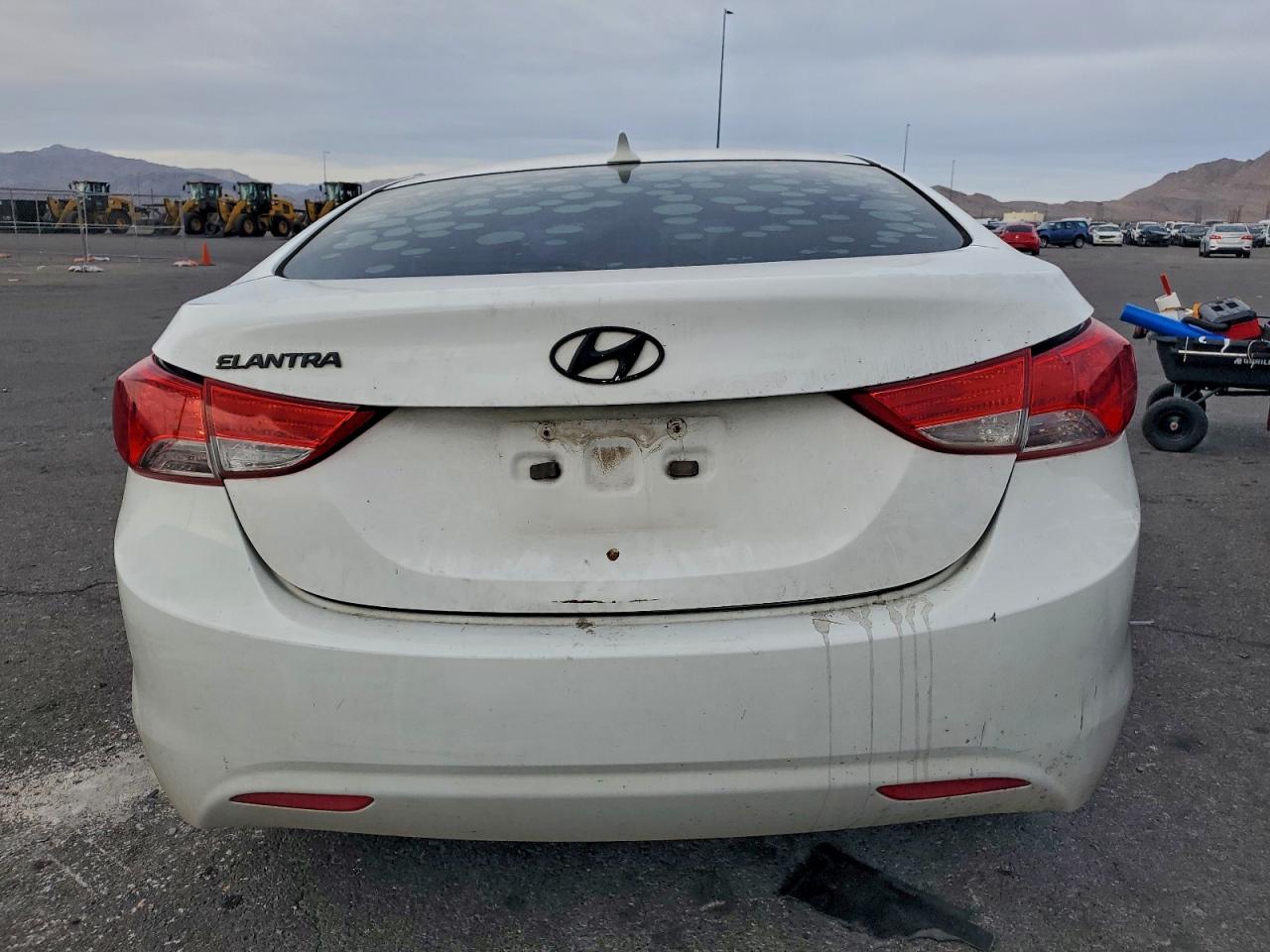 2013 HYUNDAI ELANTRA GLS photo 11