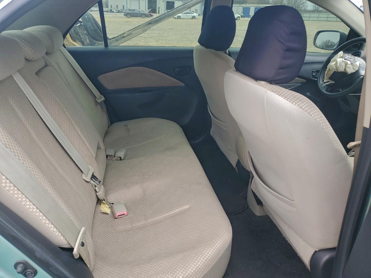 2007 TOYOTA YARIS photo 10