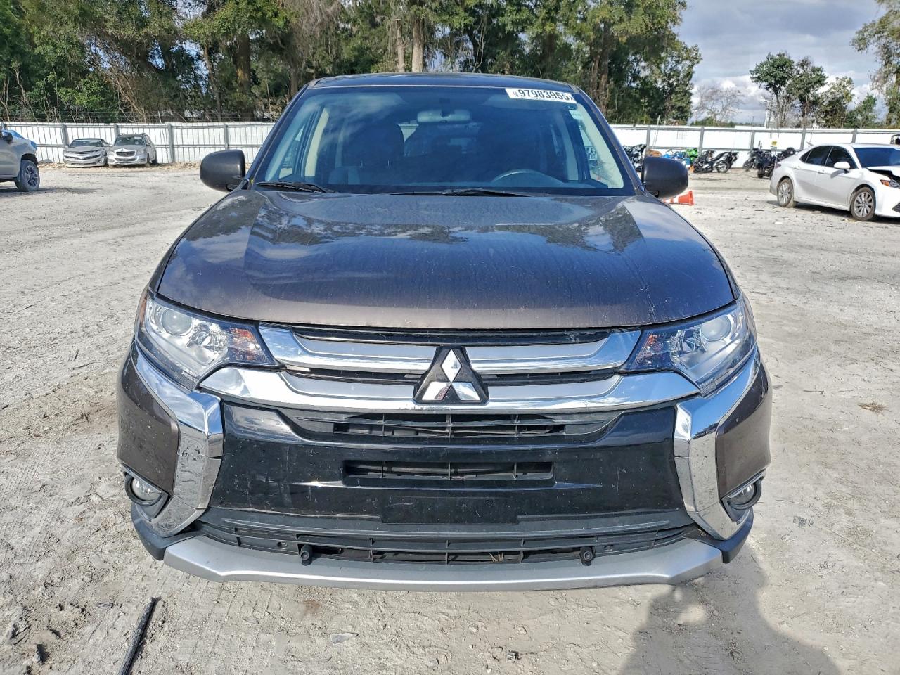 2018 MITSUBISHI OUTLANDER ES photo 5