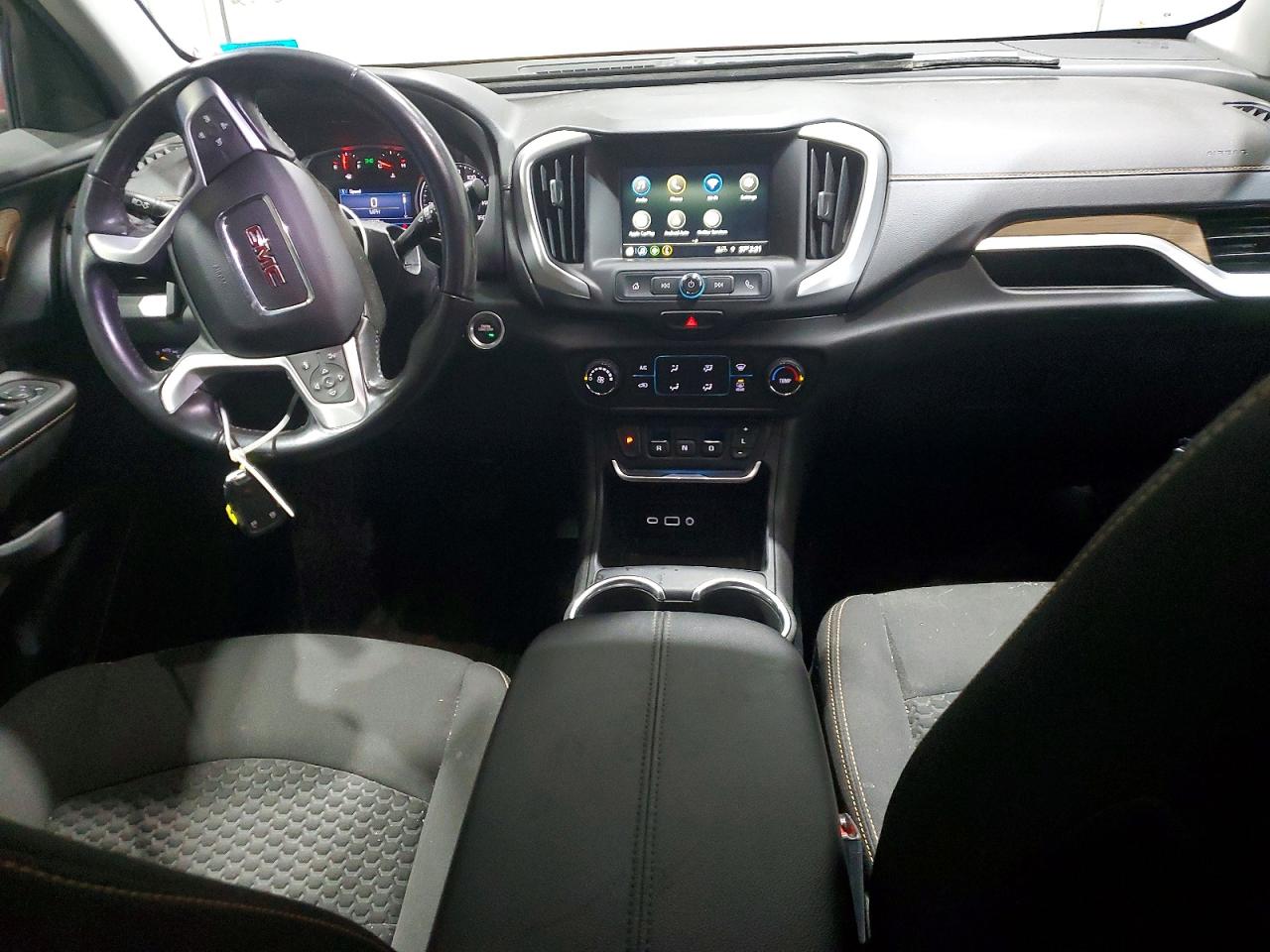 2019 GMC TERRAIN SLE photo 8