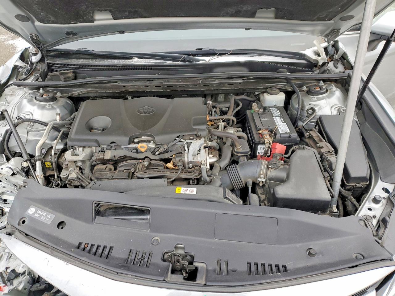 2020 TOYOTA CAMRY LE photo 11