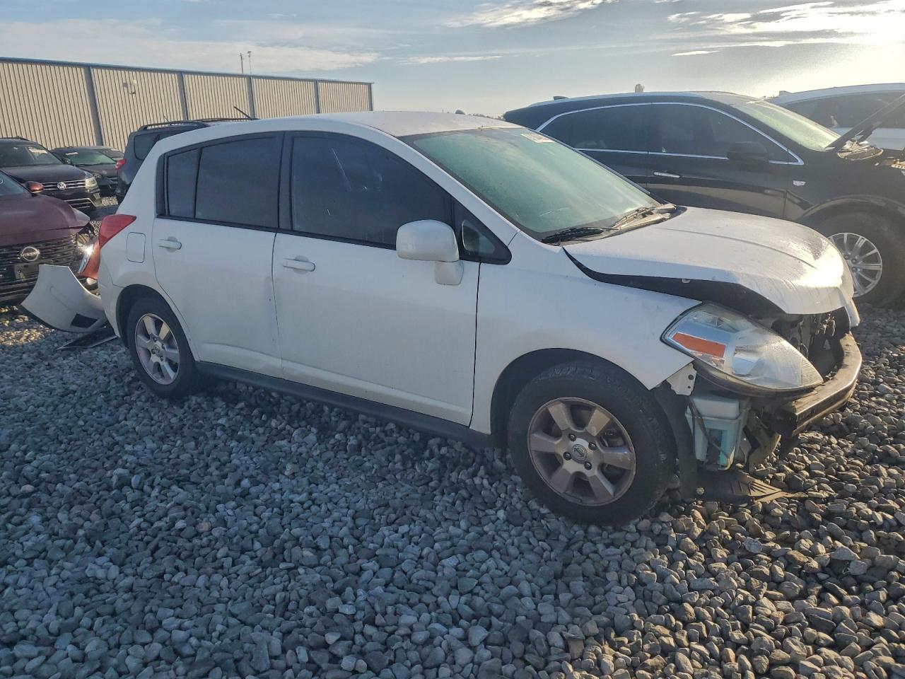 2012 NISSAN VERSA S photo 4