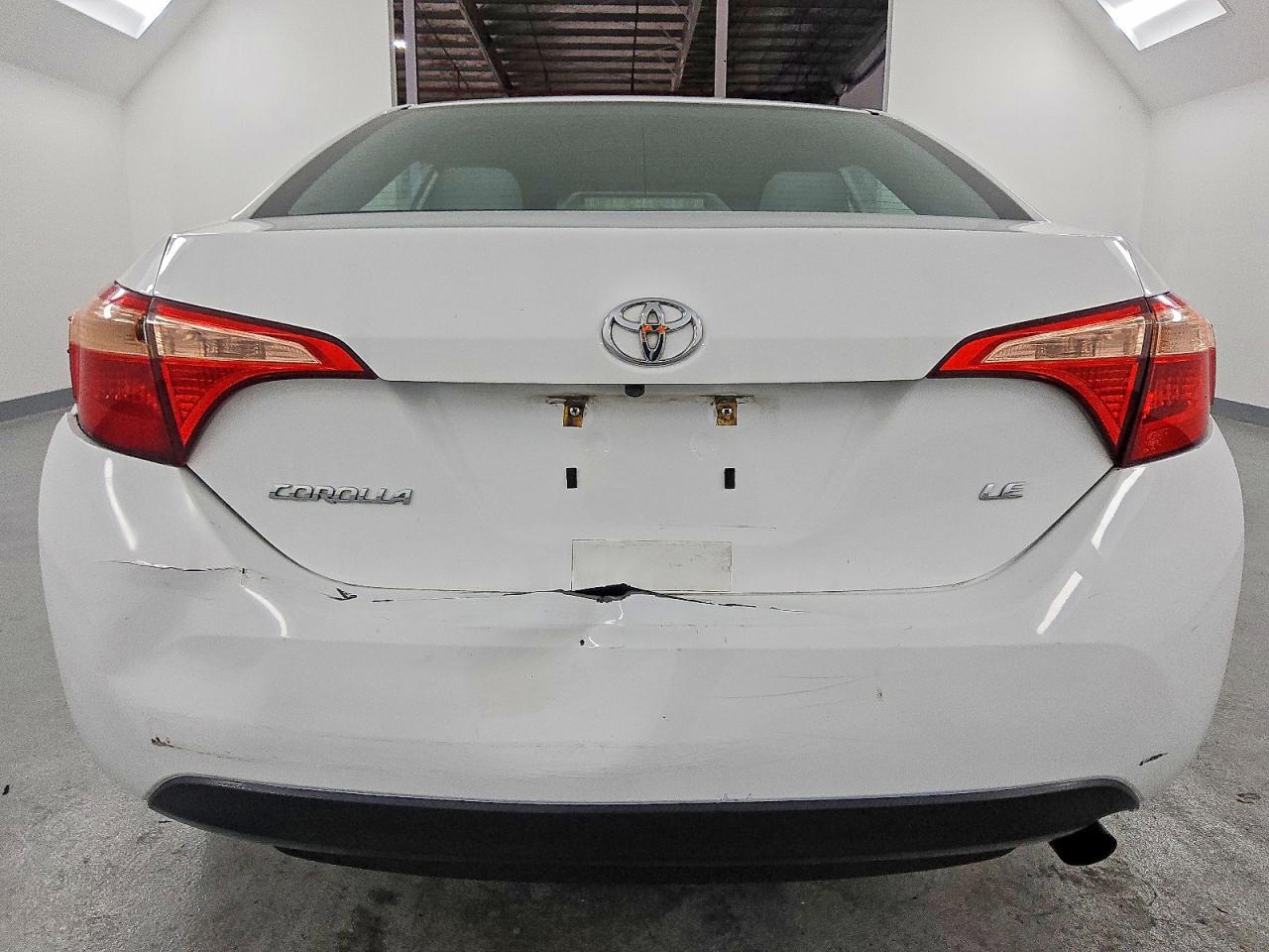 2019 TOYOTA COROLLA L photo 6