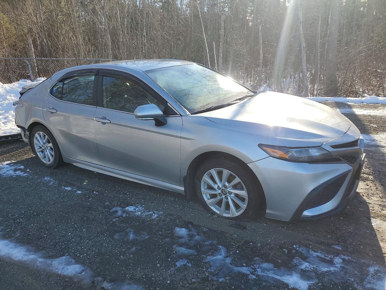 2021 TOYOTA CAMRY SE photo 4