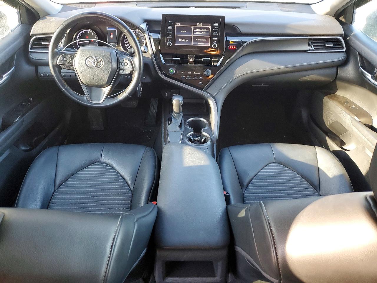 2021 TOYOTA CAMRY SE photo 8