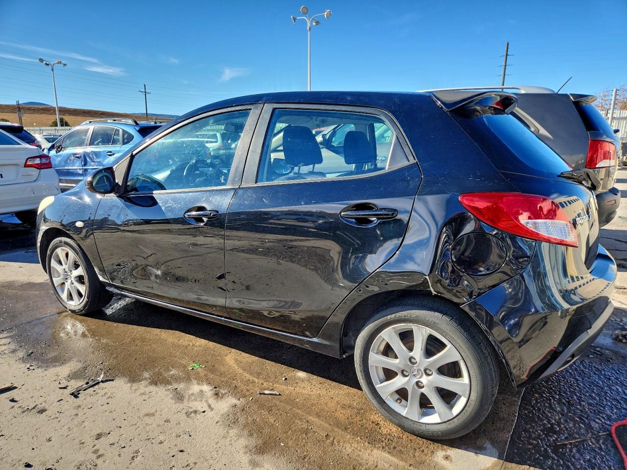 2011 MAZDA MAZDA2 photo 2