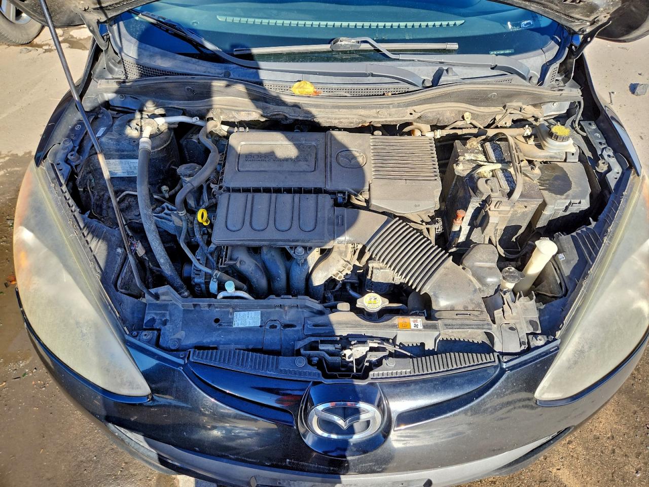 2011 MAZDA MAZDA2 photo 11