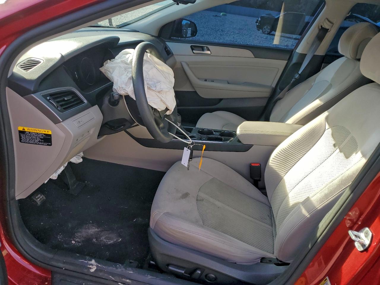 2015 HYUNDAI SONATA SE photo 7