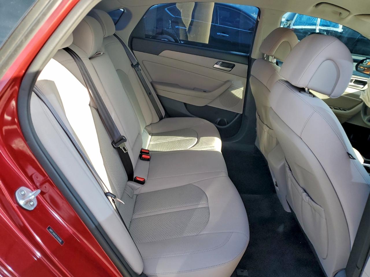2015 HYUNDAI SONATA SE photo 10