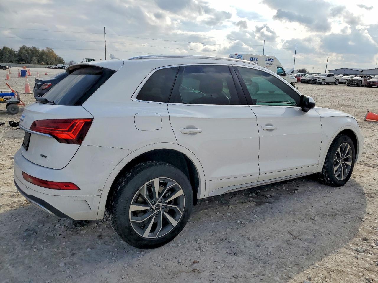 2021 AUDI Q5 PRESTIGE photo 3