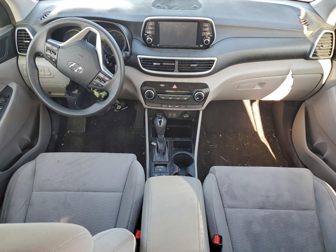 2019 HYUNDAI TUCSON SE photo 8