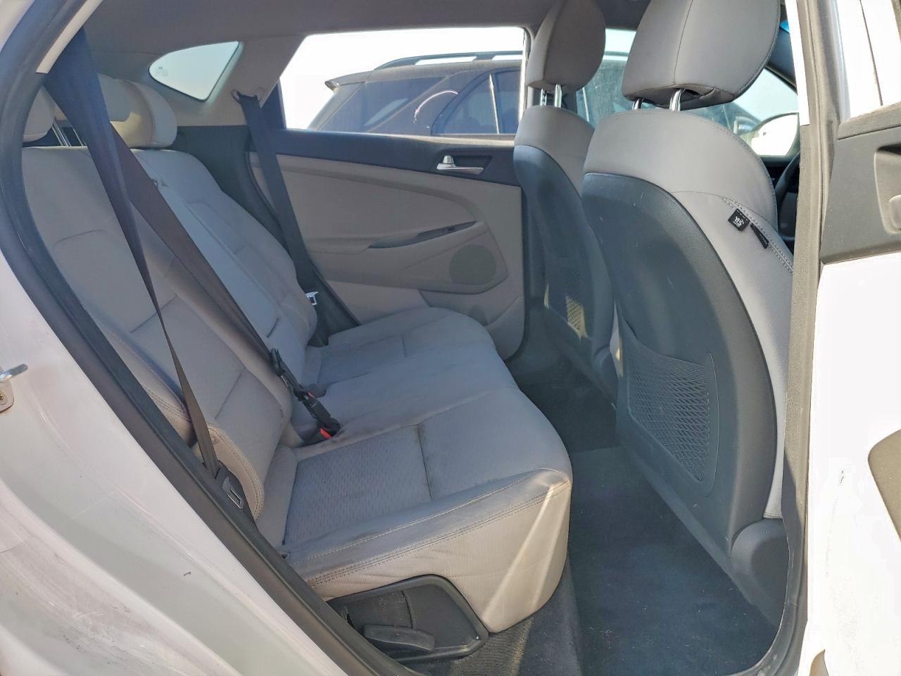 2019 HYUNDAI TUCSON SE photo 11