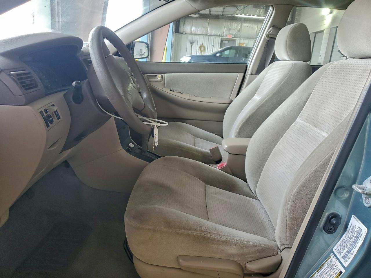 2006 TOYOTA COROLLA CE photo 7