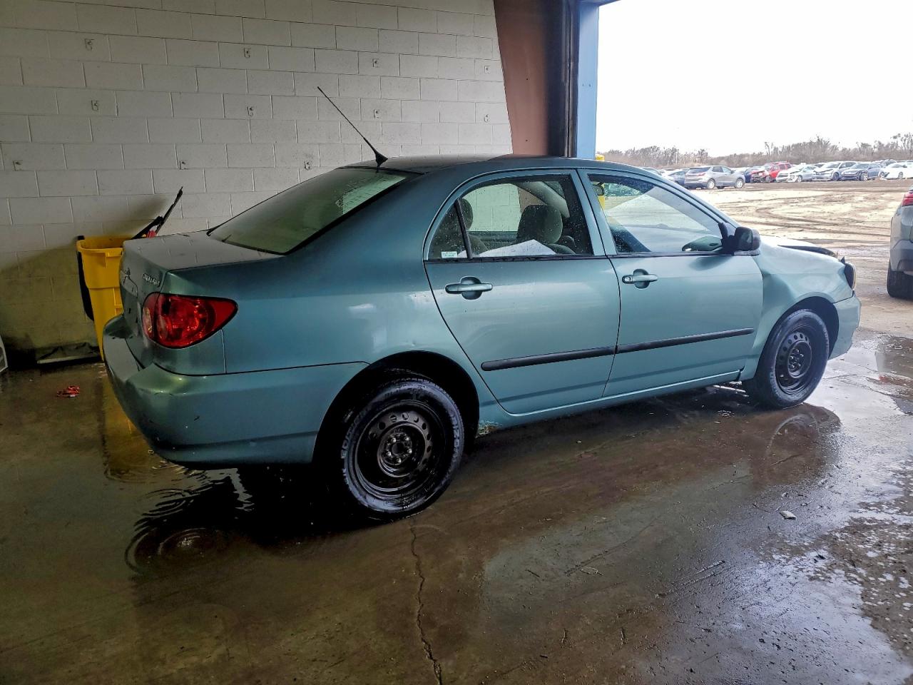 2006 TOYOTA COROLLA CE photo 3