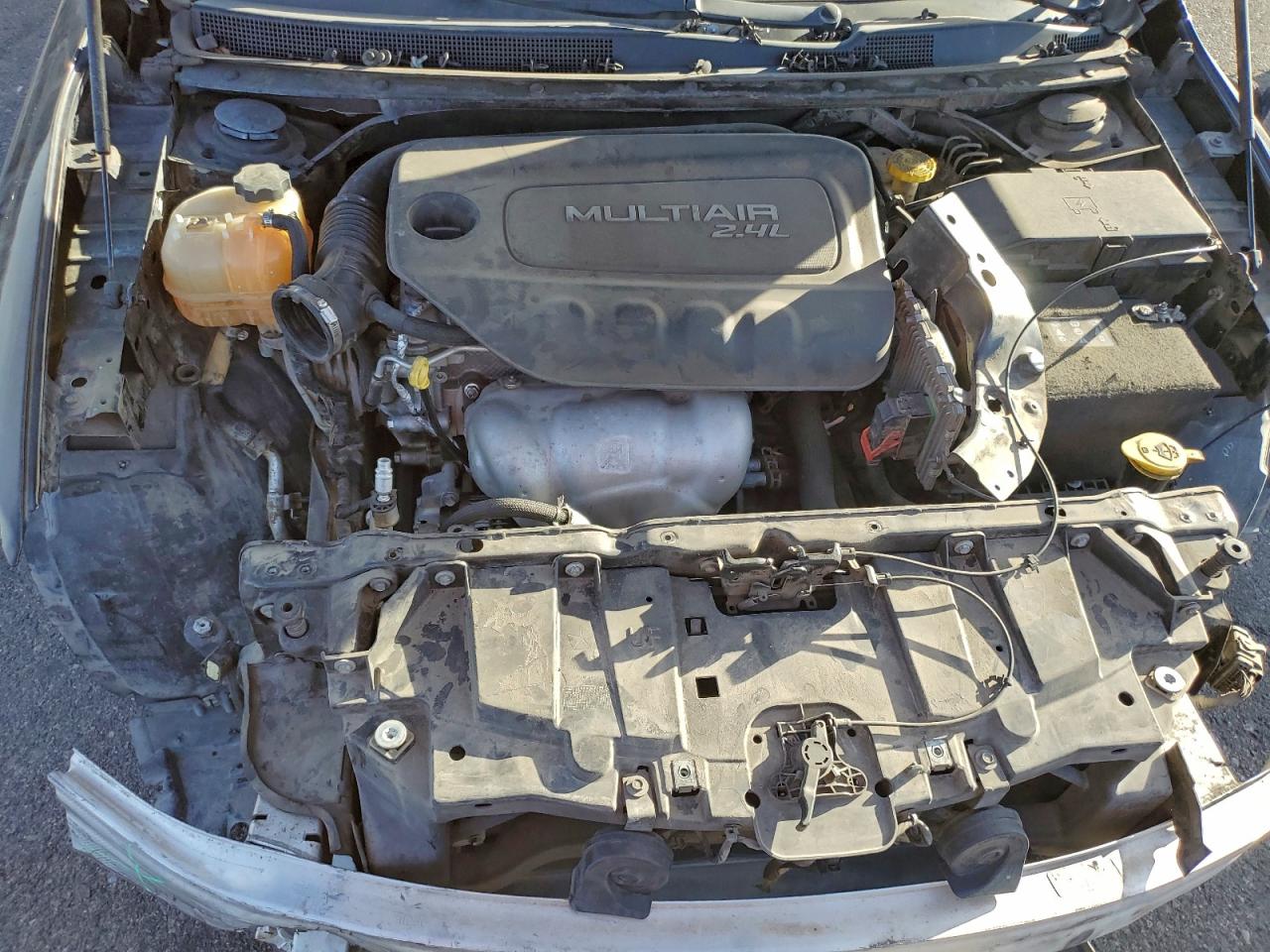 2016 CHRYSLER 200 LIMITED photo 11
