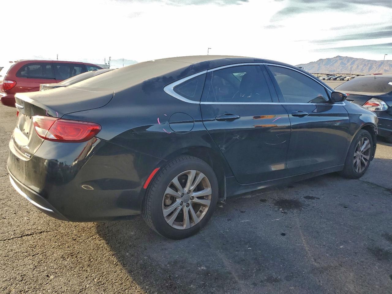 2016 CHRYSLER 200 LIMITED photo 3