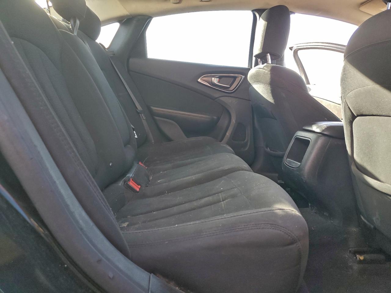 2016 CHRYSLER 200 LIMITED photo 10