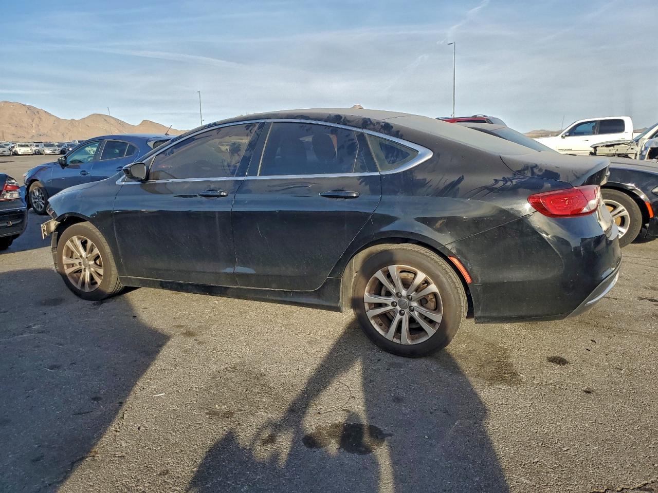 2016 CHRYSLER 200 LIMITED photo 2