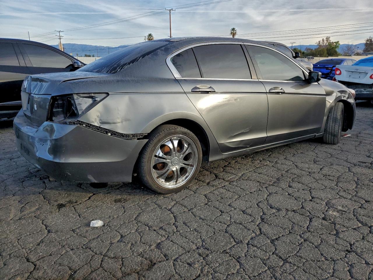 2010 HONDA ACCORD LX photo 3