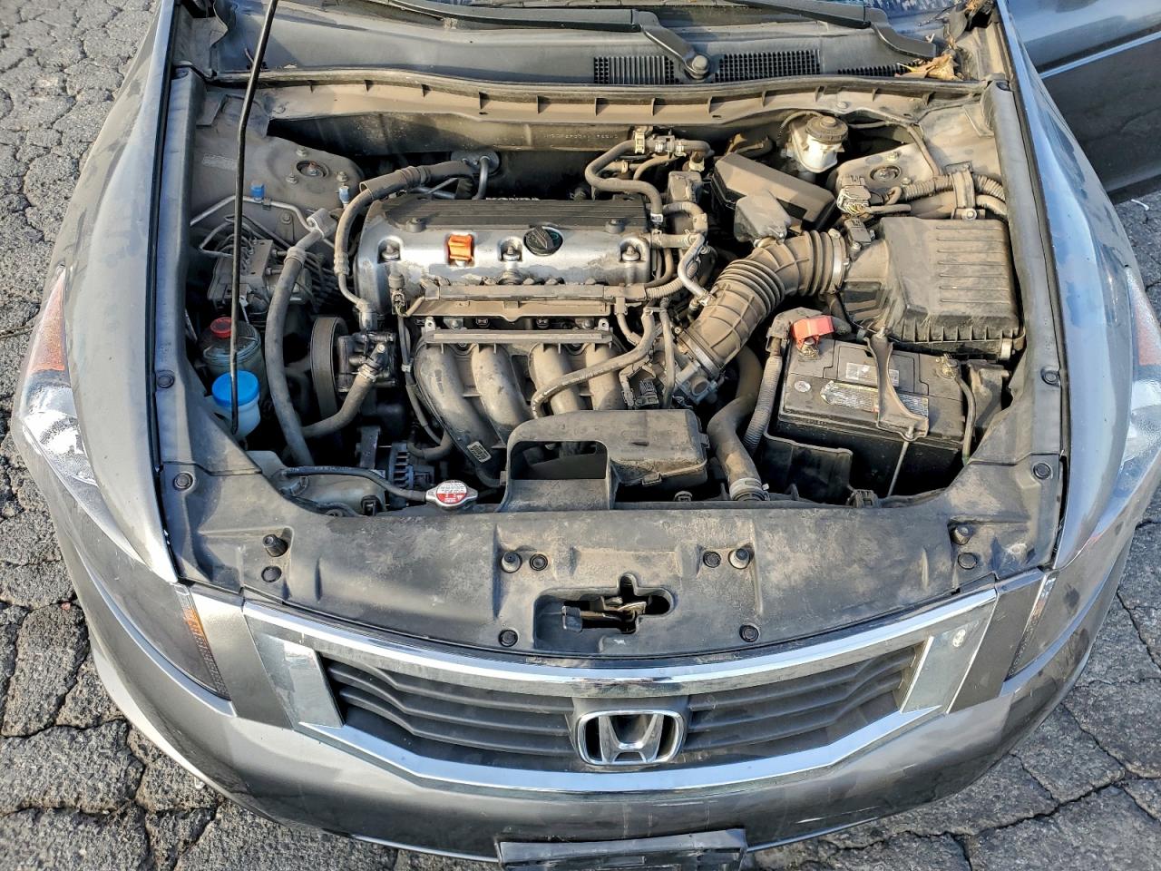 2010 HONDA ACCORD LX photo 11
