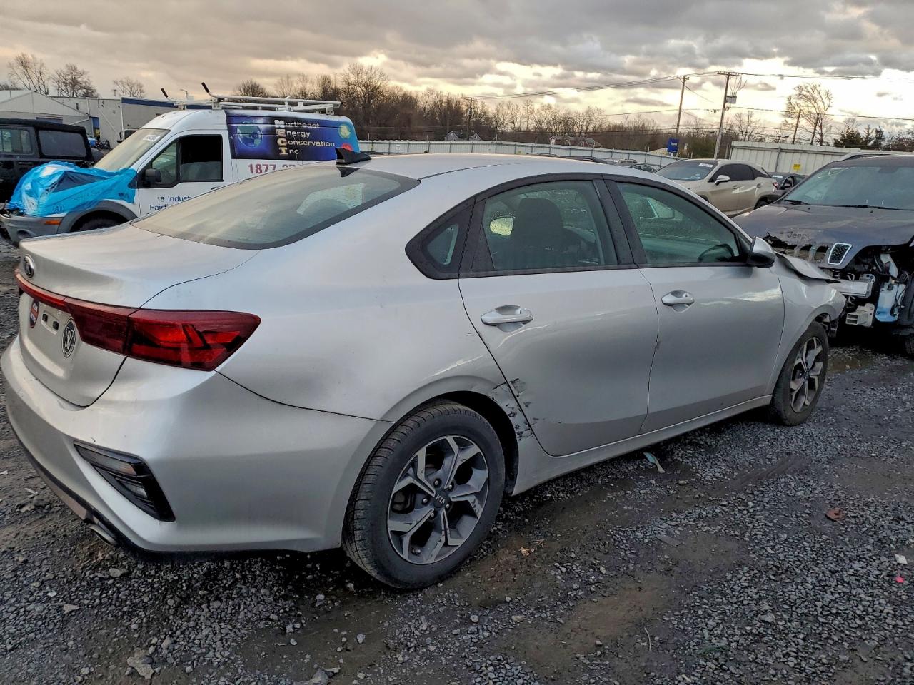 2019 KIA FORTE FE photo 3