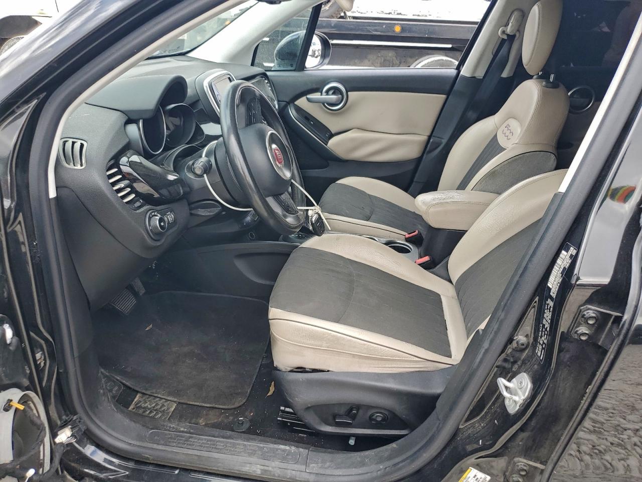2016 FIAT 500X LOUNGE photo 7