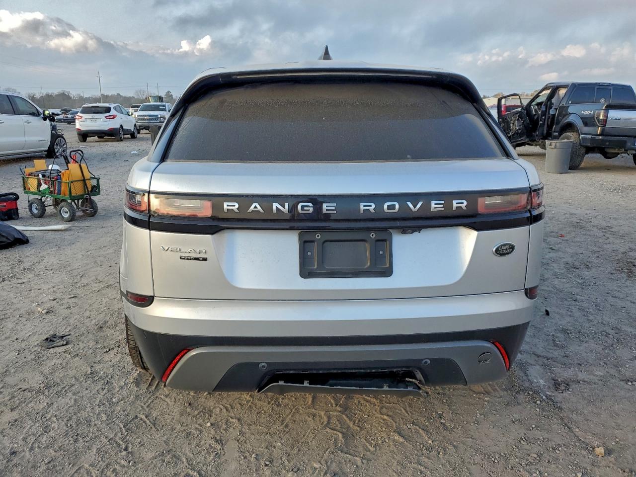 2018 LAND ROVER RANGE ROVER VELAR S photo 6