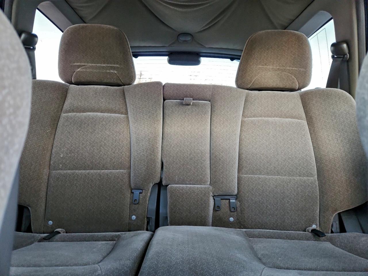 2004 HYUNDAI SANTA FE GLS photo 10