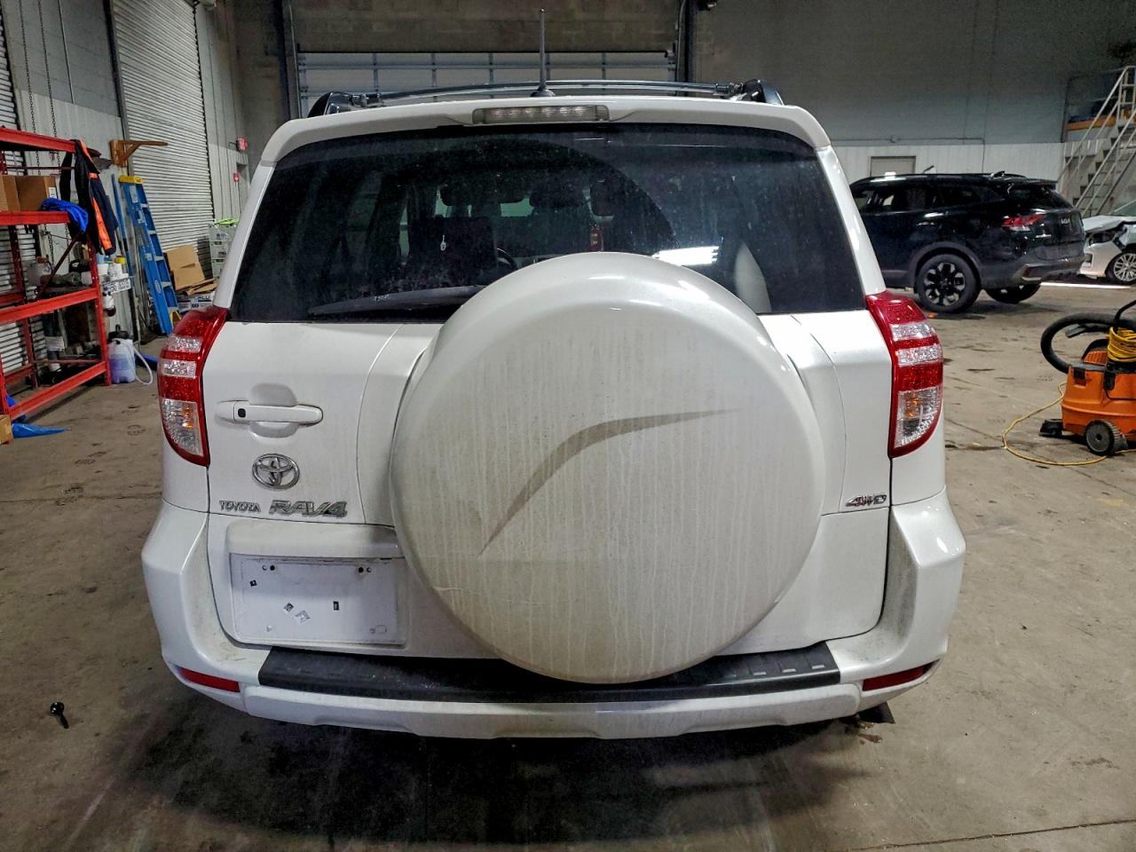 2010 TOYOTA RAV4 LIMITED photo 6