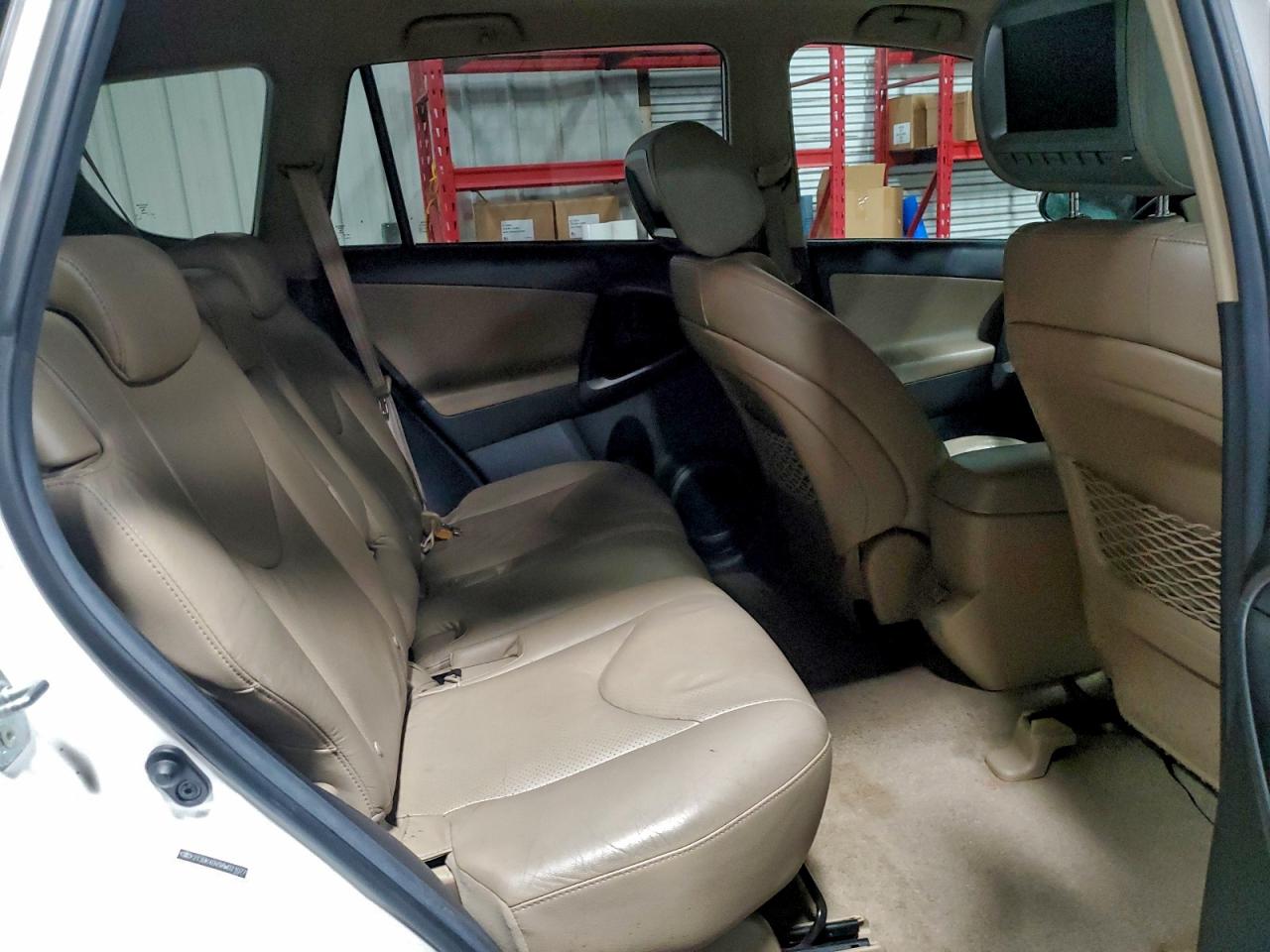 2010 TOYOTA RAV4 LIMITED photo 10