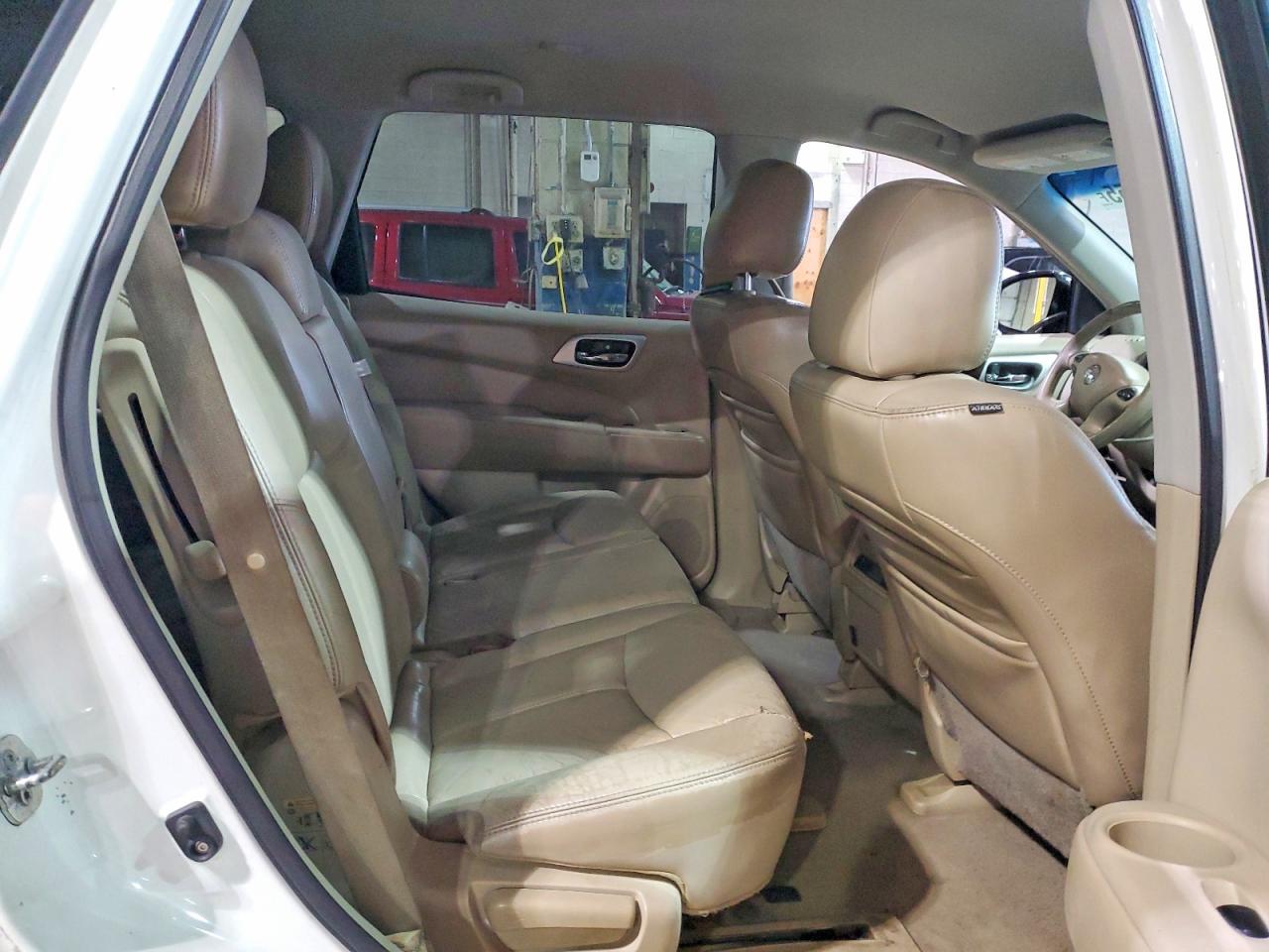 2013 NISSAN PATHFINDER S photo 11