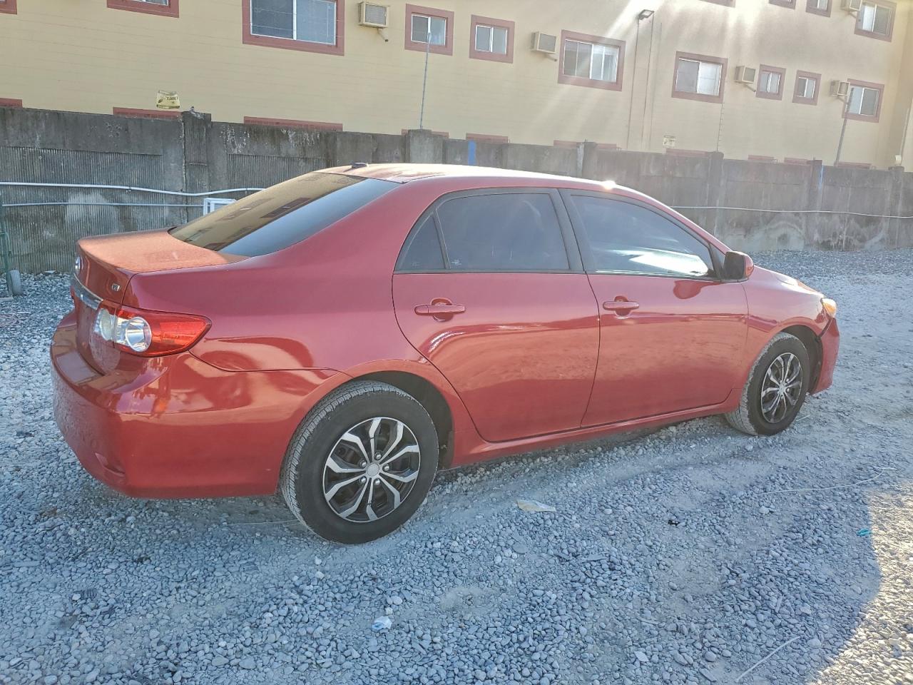 2011 TOYOTA COROLLA BASE photo 3