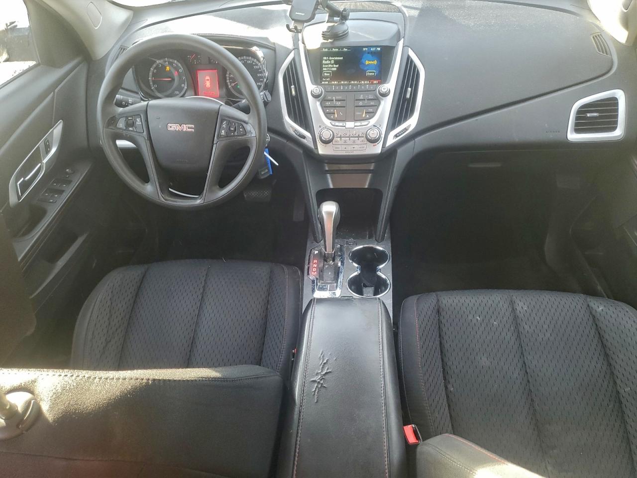 2015 GMC TERRAIN SLE photo 8