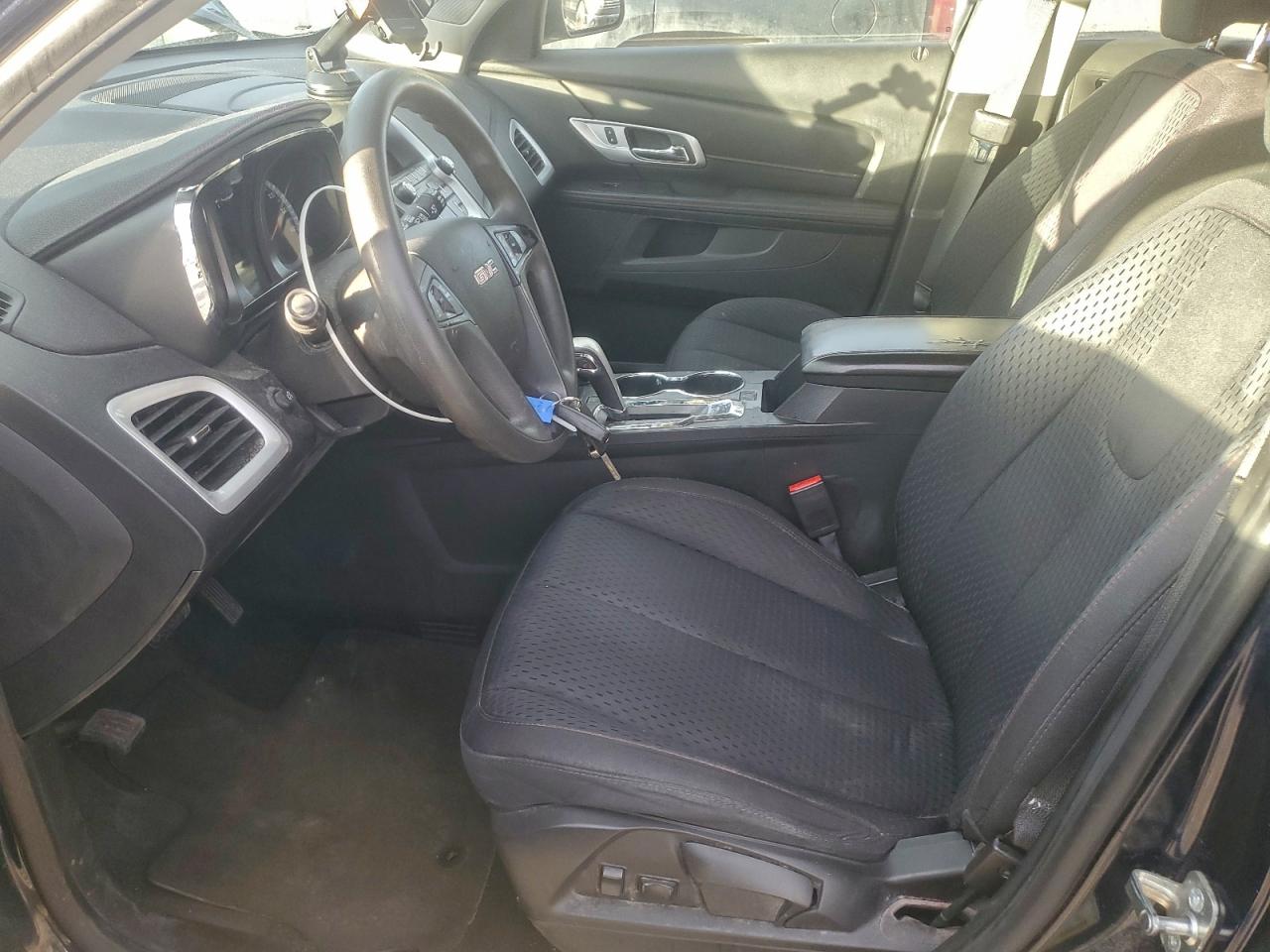 2015 GMC TERRAIN SLE photo 7