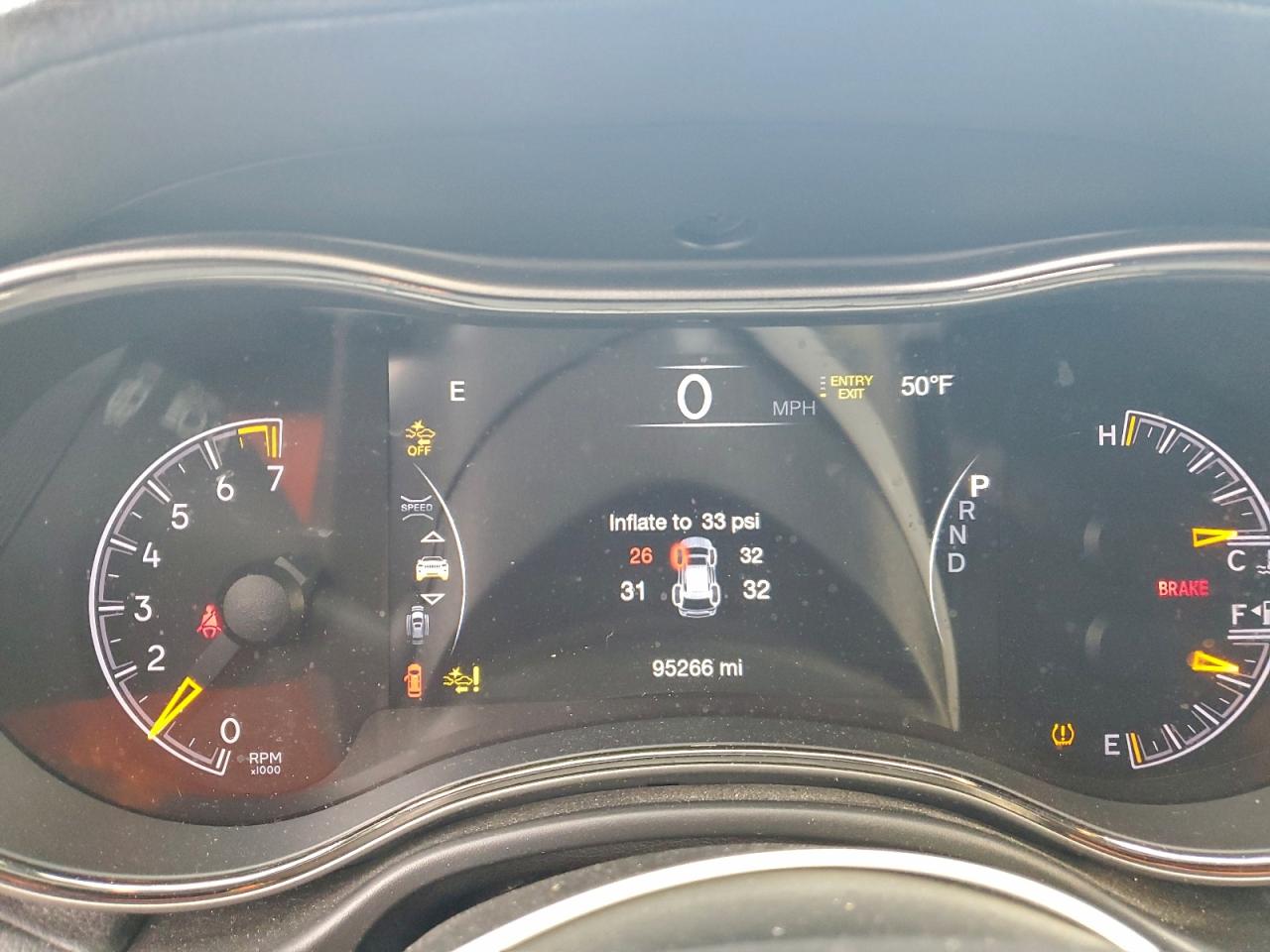 2018 JEEP GRAND CHEROKEE OVERLAND photo 17