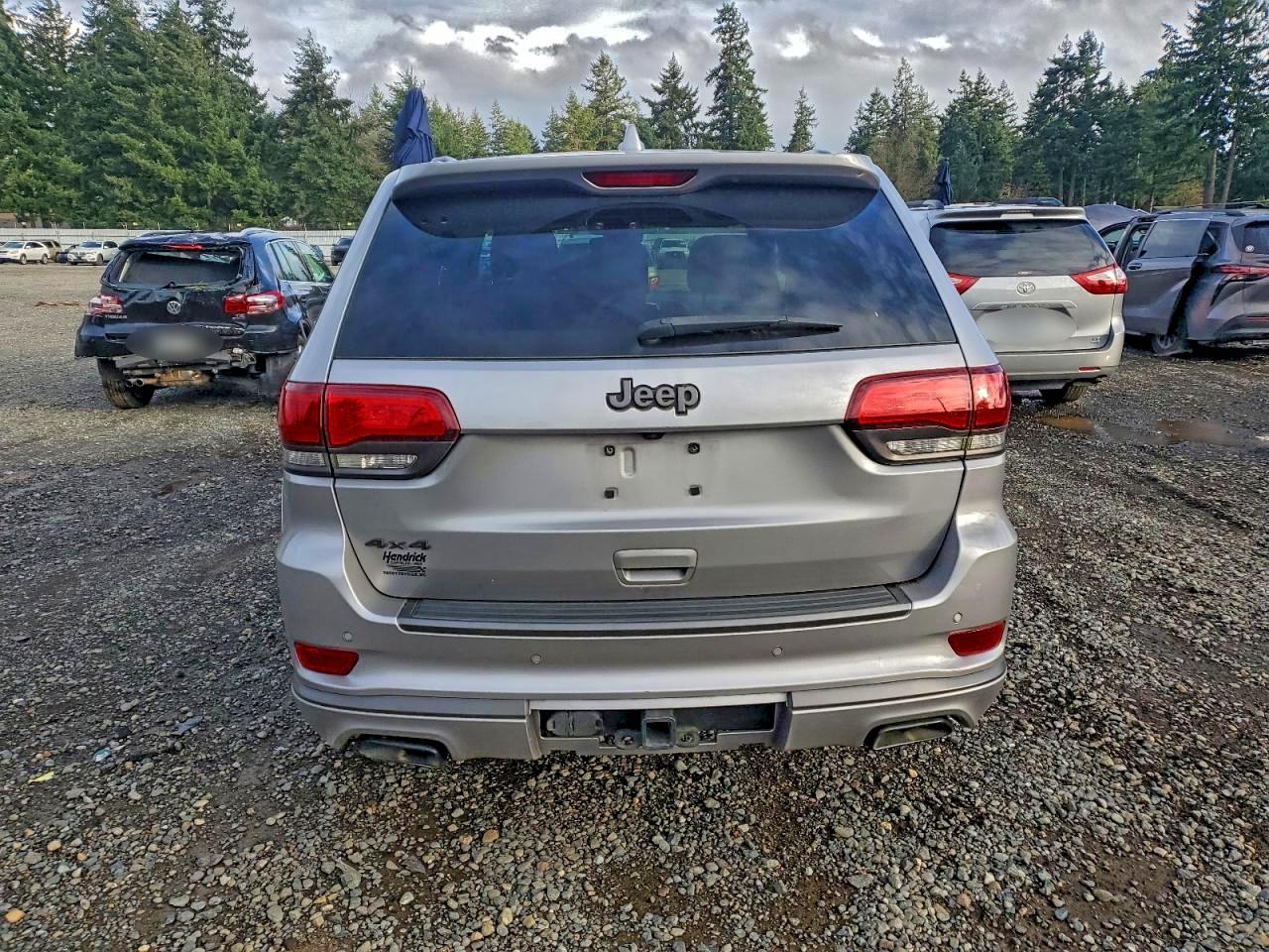2018 JEEP GRAND CHEROKEE OVERLAND photo 11