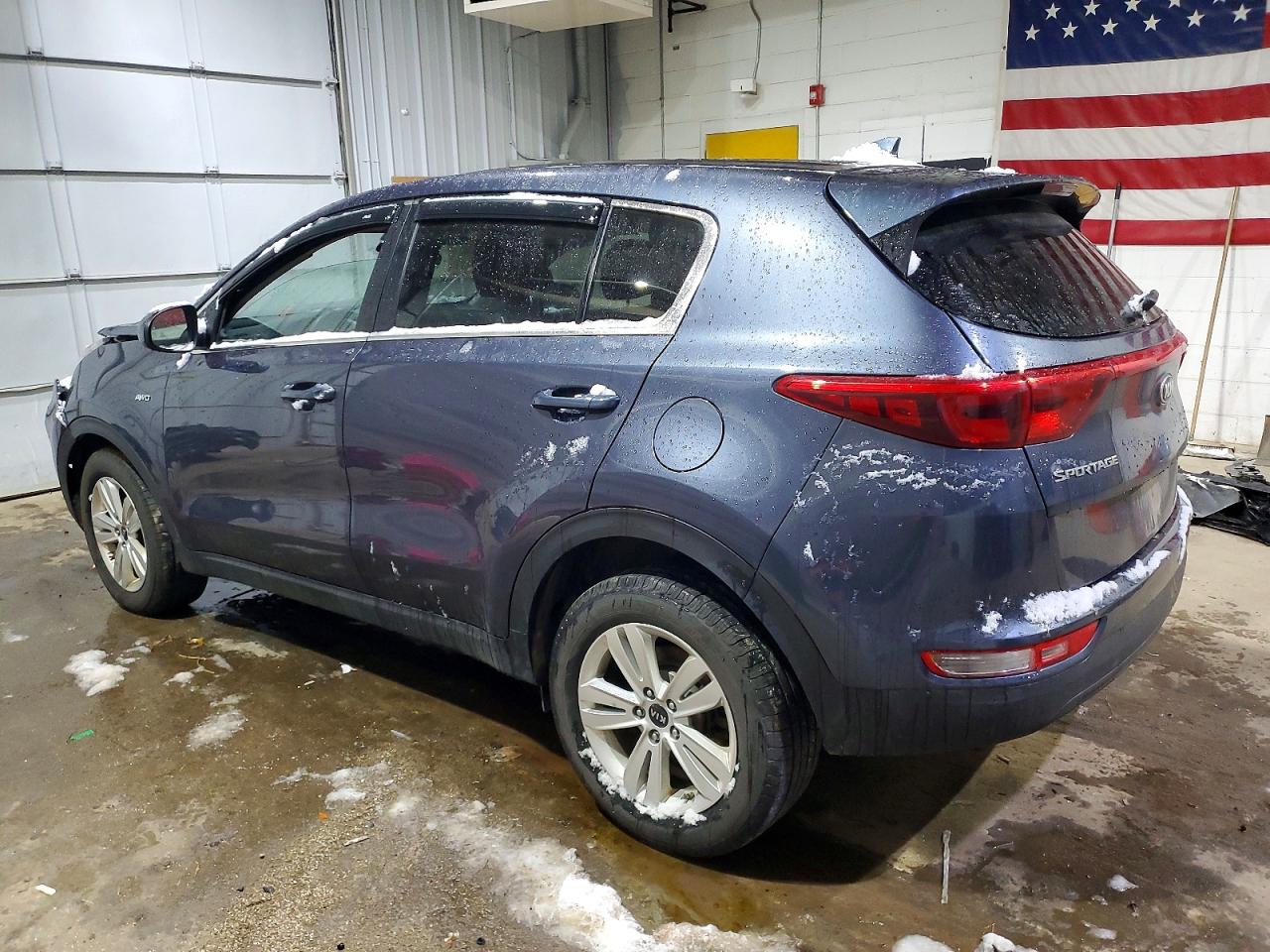 2019 KIA SPORTAGE LX photo 2