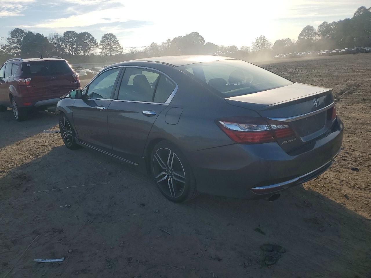 2017 HONDA ACCORD SPORT photo 2