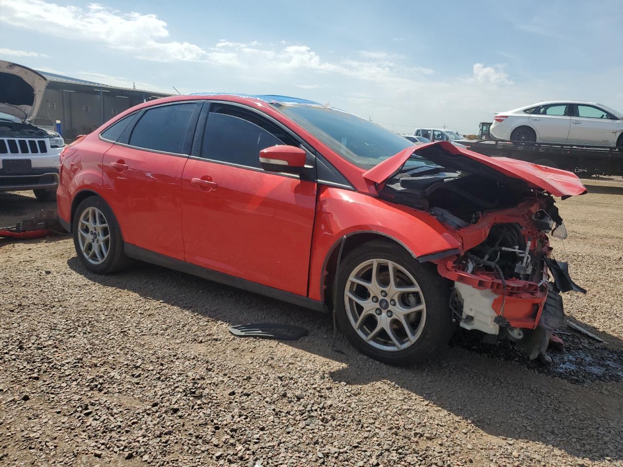 2015 FORD FOCUS SE photo 4