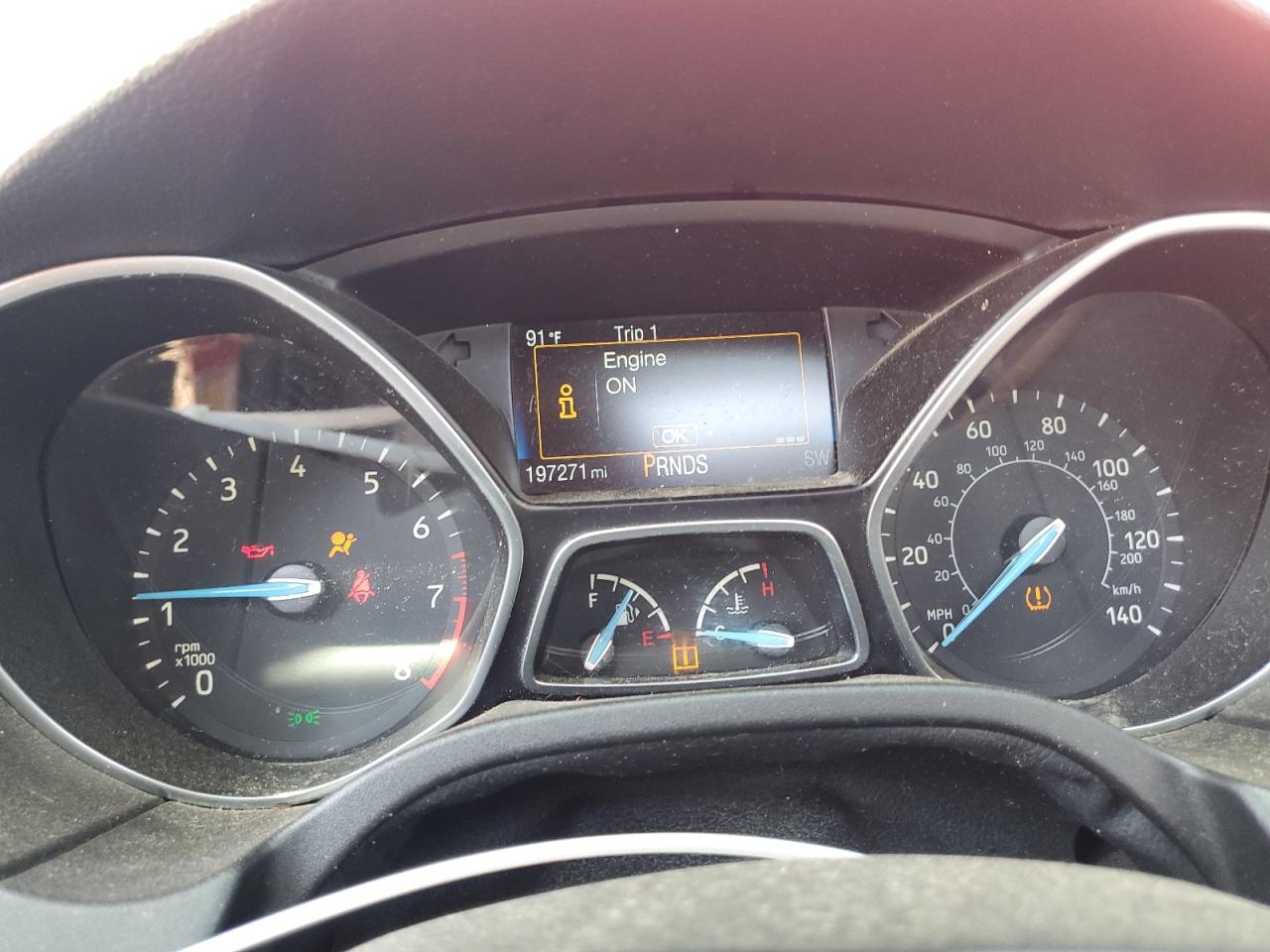 2015 FORD FOCUS SE photo 9
