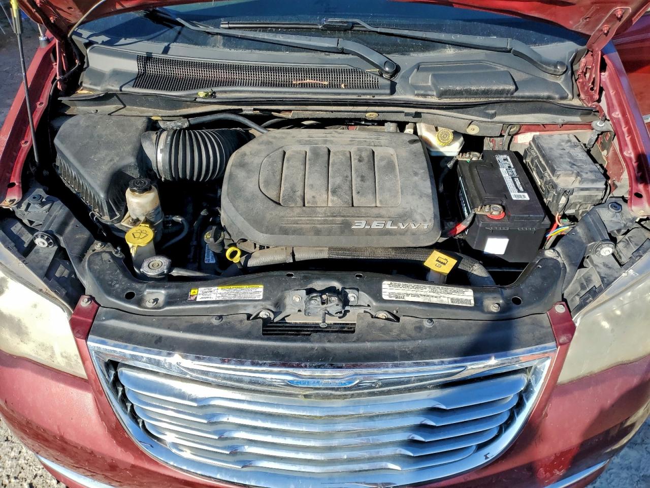 2012 CHRYSLER TOWN & COUNTRY LIMITED photo 12