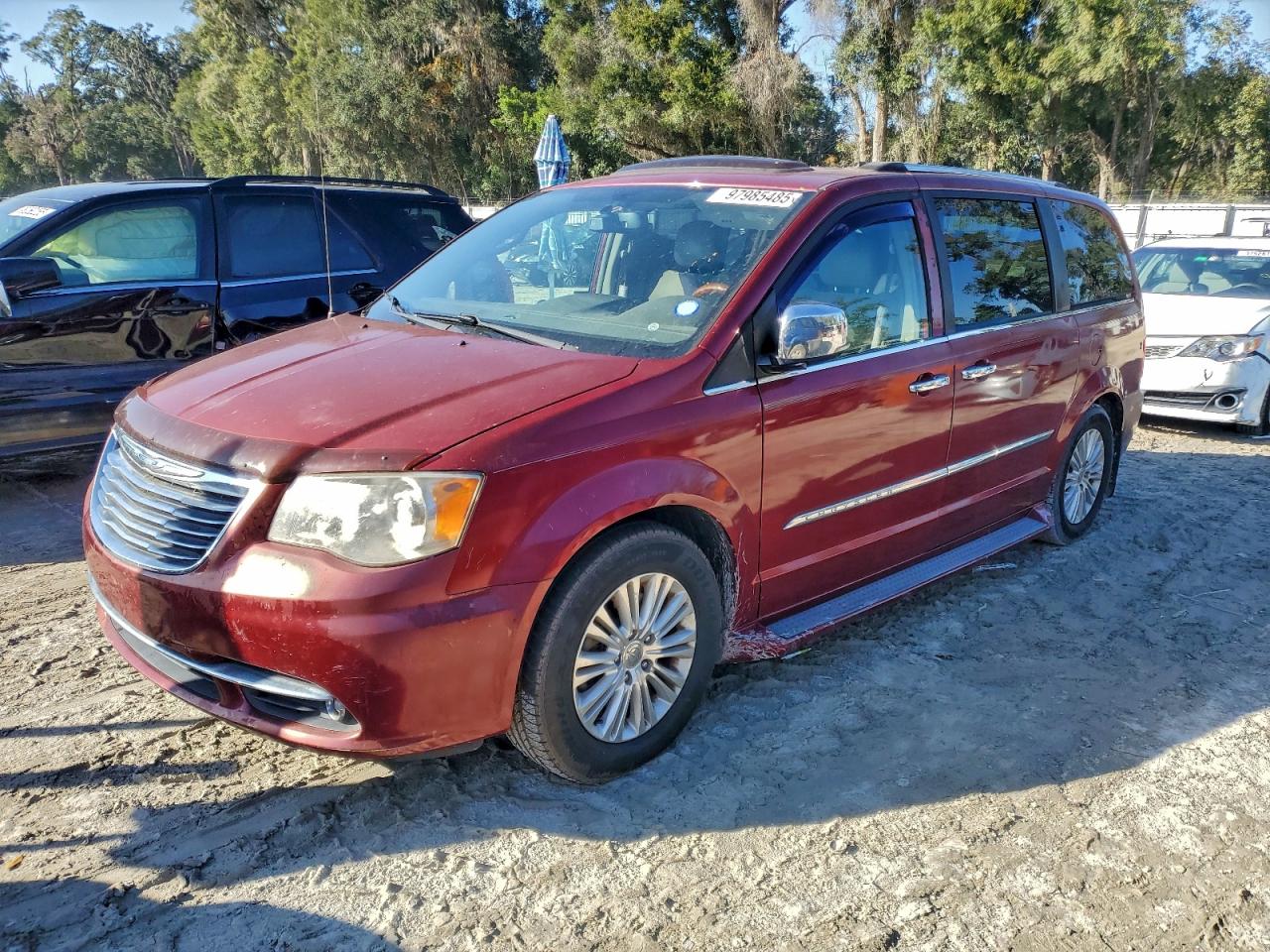 2012 CHRYSLER TOWN & COUNTRY