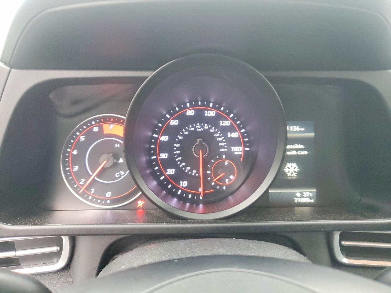 2021 HYUNDAI ELANTRA SEL photo 9