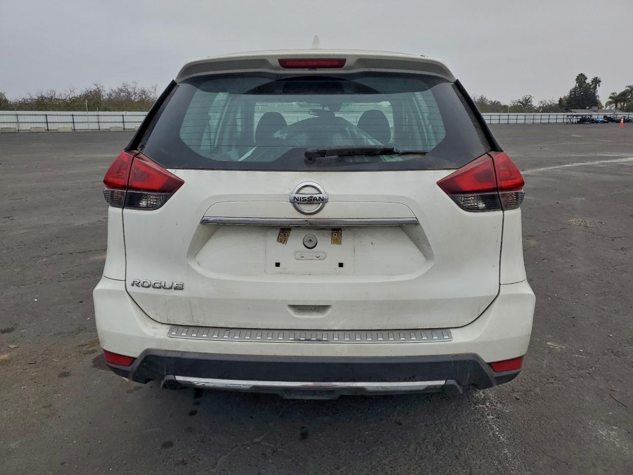 2020 NISSAN ROGUE S photo 6