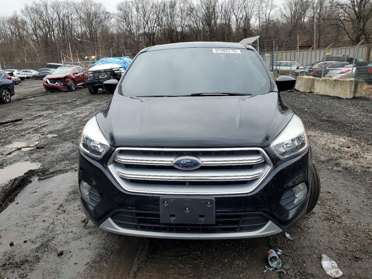 2017 FORD ESCAPE SE photo 5