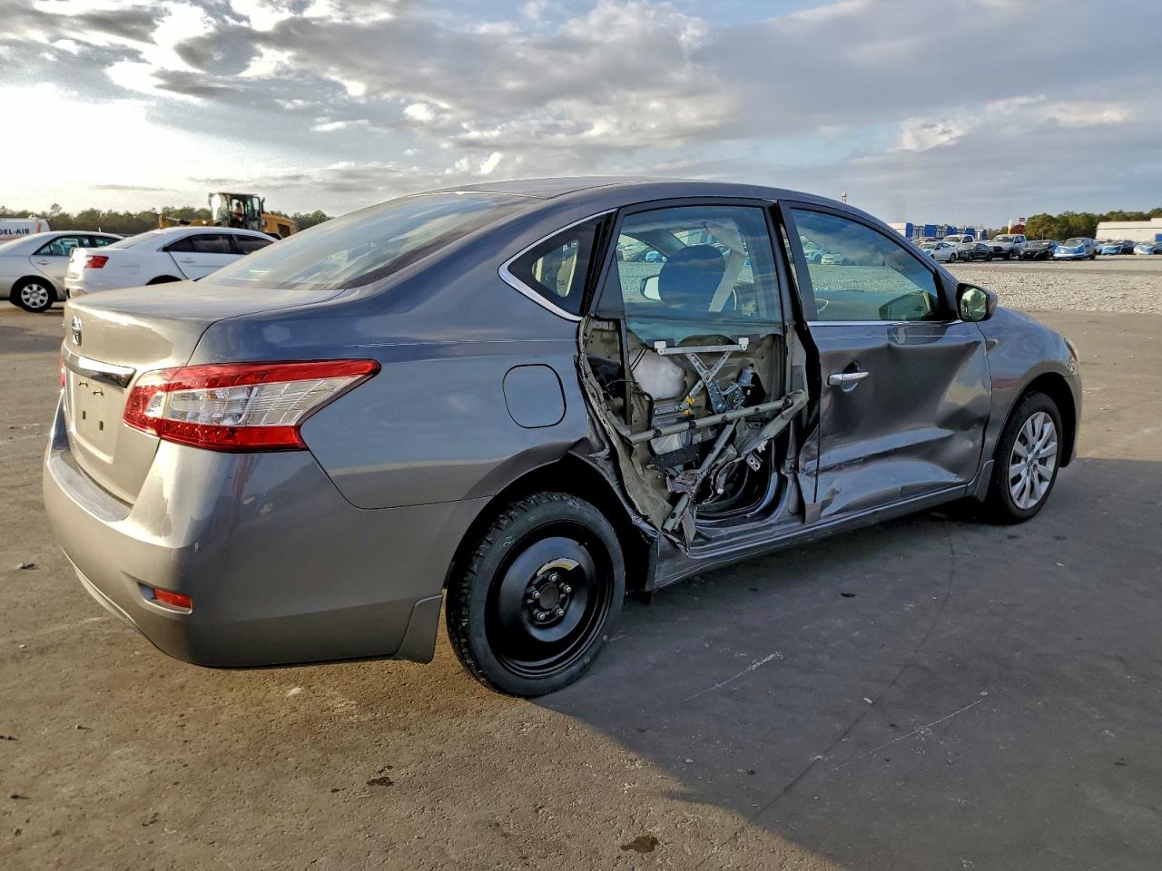 2015 NISSAN SENTRA S photo 3