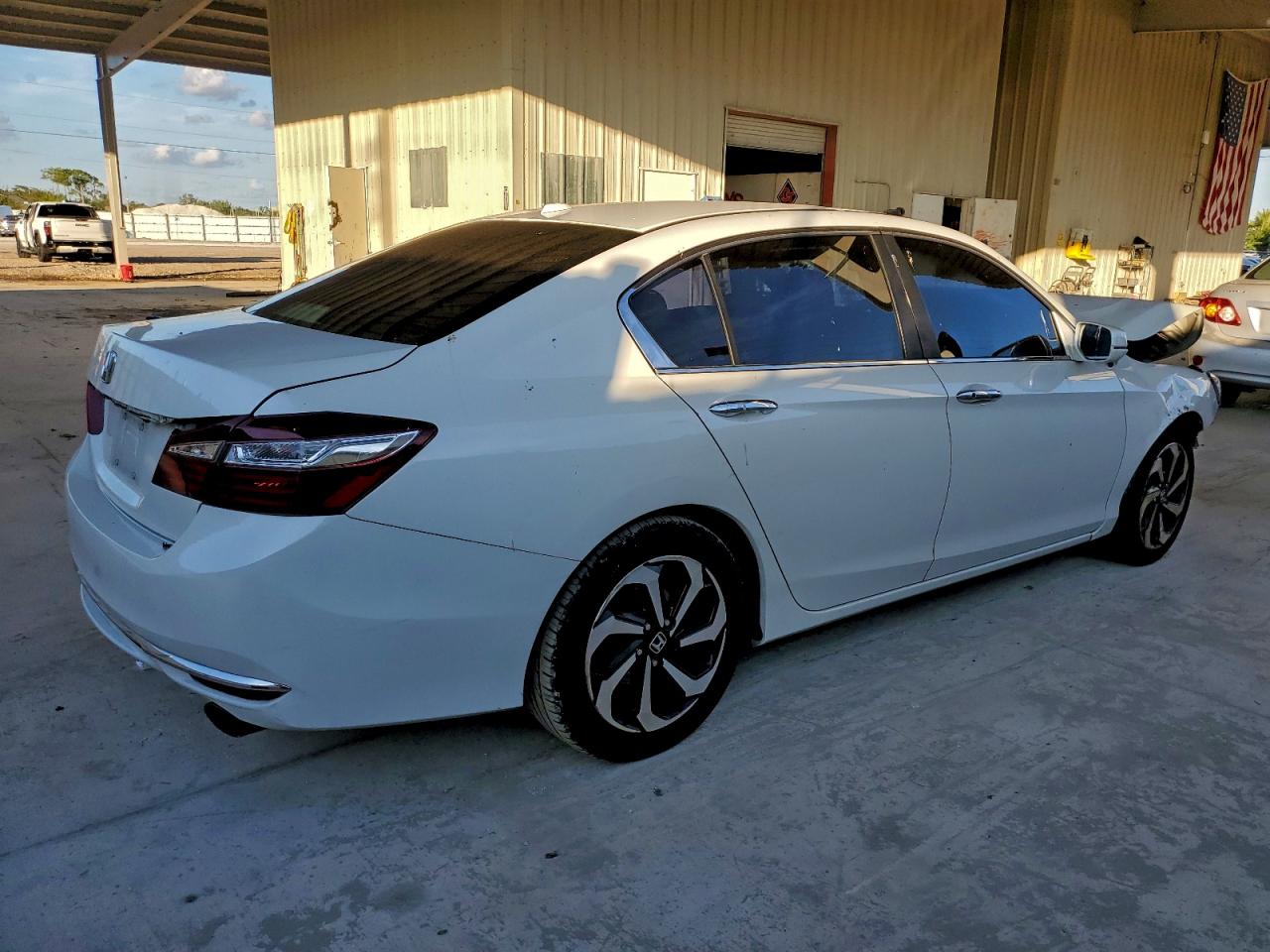 2016 HONDA ACCORD EXL photo 3