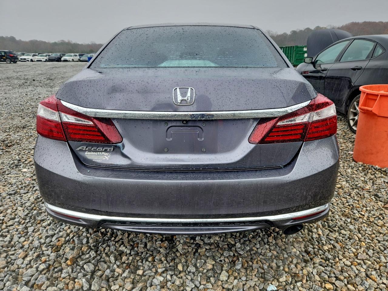 2016 HONDA ACCORD LX photo 6
