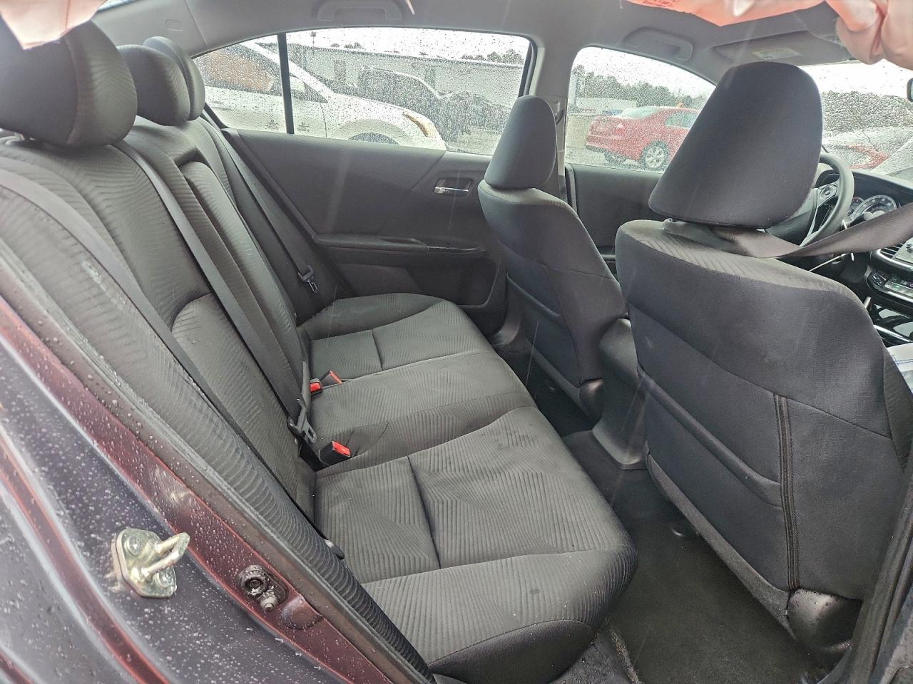 2016 HONDA ACCORD LX photo 10